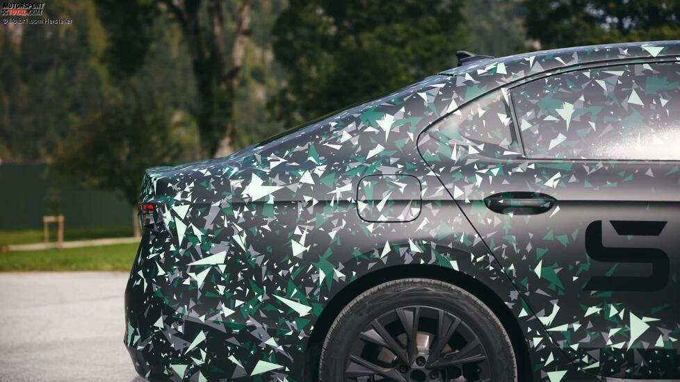 Skoda Superb Limousine Teaser (2024)