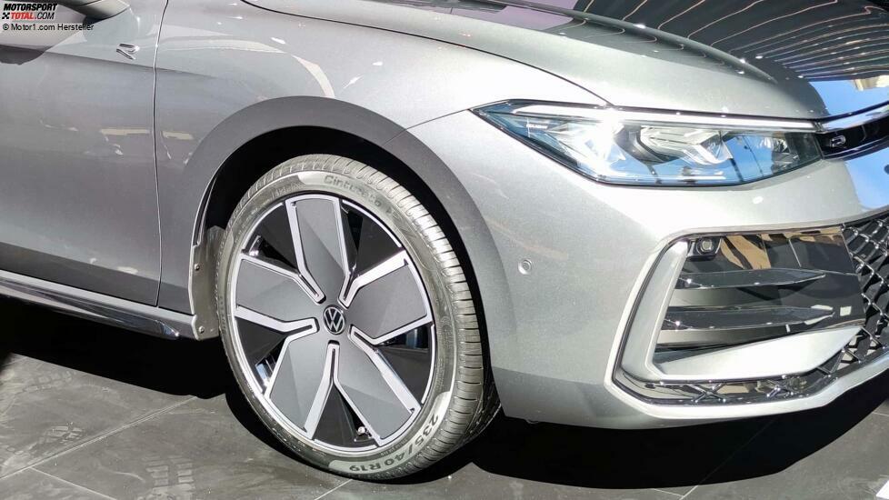 Volkswagen Passat Variant eHybrid (2024) auf der IAA Mobility