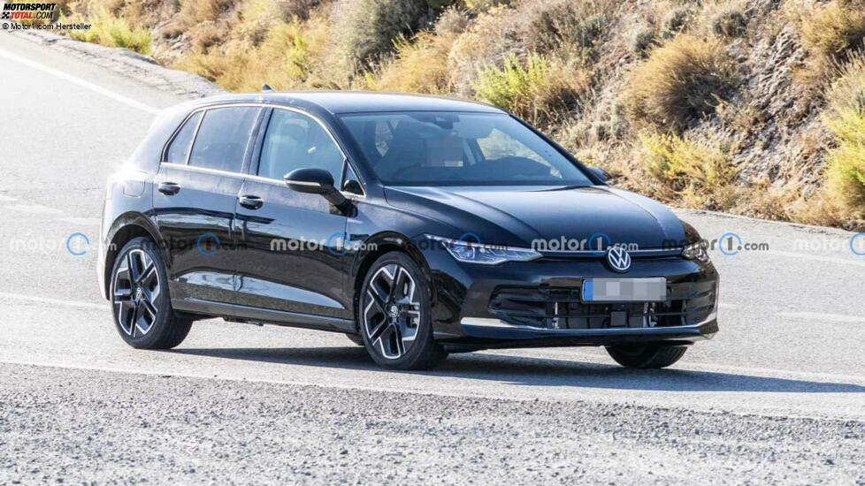 VW Golf 8 Facelift (2024) auf neuen Erlkönigbildern