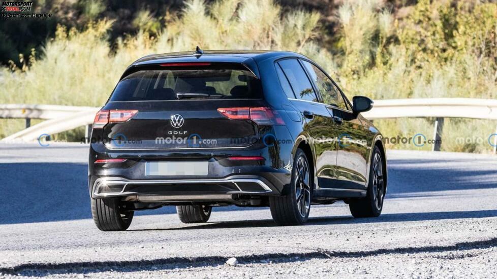VW Golf 8 Facelift (2024) auf neuen Erlkönigbildern