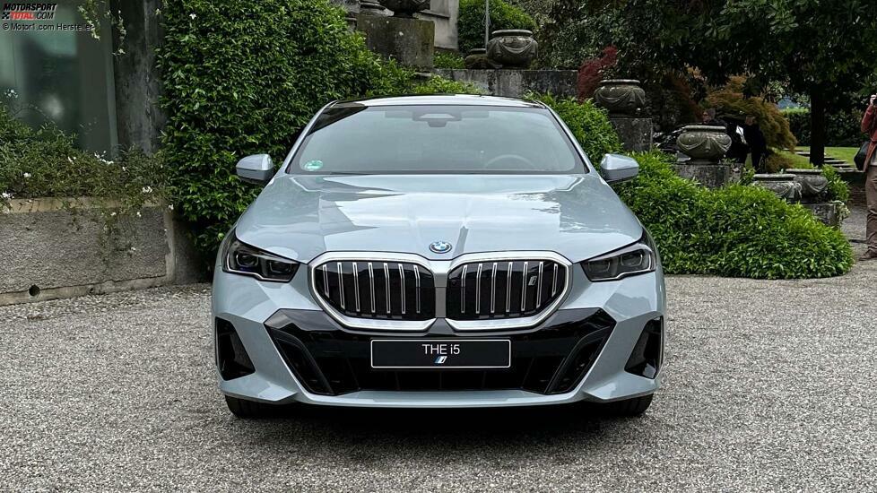 2024 BMW i5