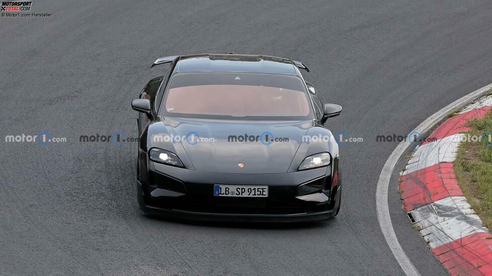 Spionagefoto des Porsche Taycan GT
