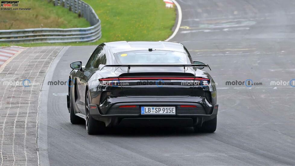 Spionagefoto des Porsche Taycan GT