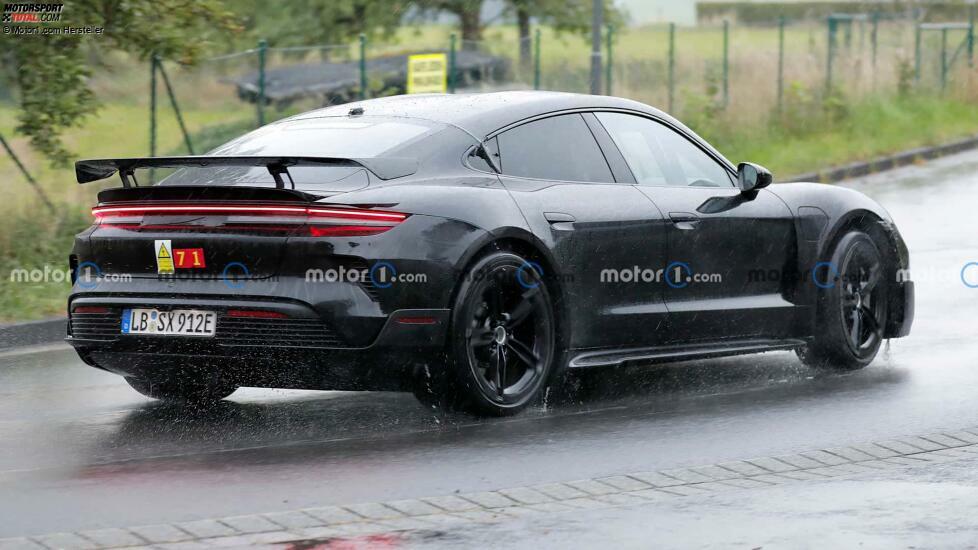Spionagefoto des Porsche Taycan GT