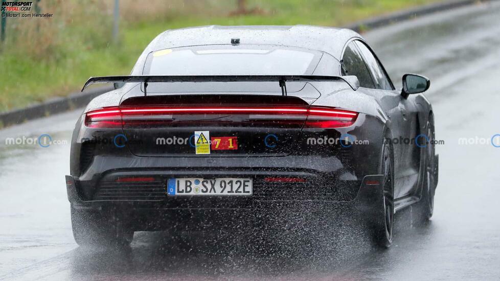 Spionagefoto des Porsche Taycan GT