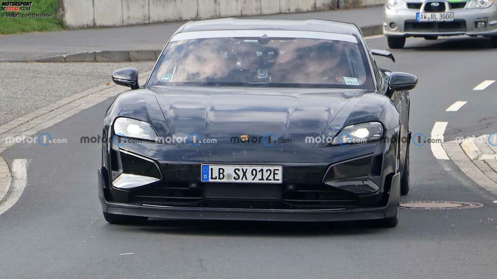 Spionagefoto des Porsche Taycan GT