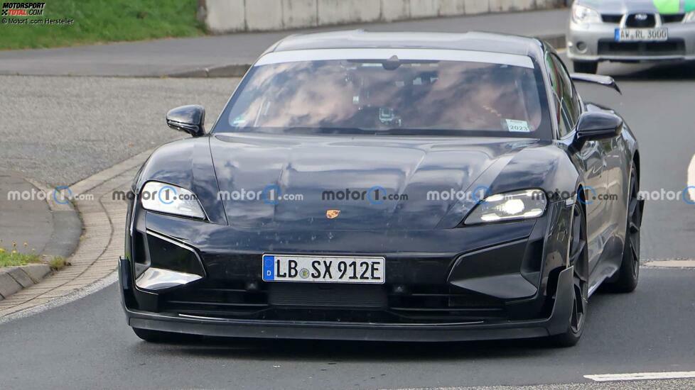 Spionagefoto des Porsche Taycan GT