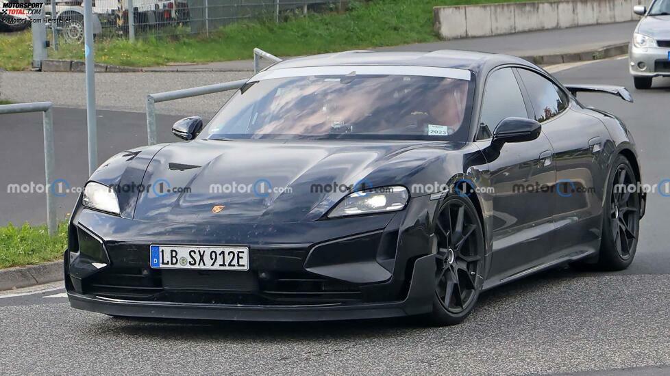 Spionagefoto des Porsche Taycan GT