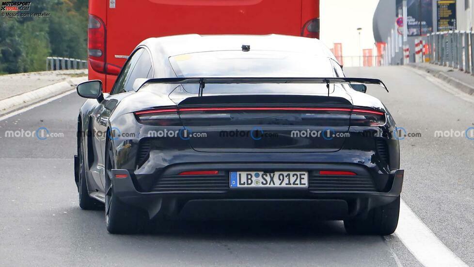 Spionagefoto des Porsche Taycan GT