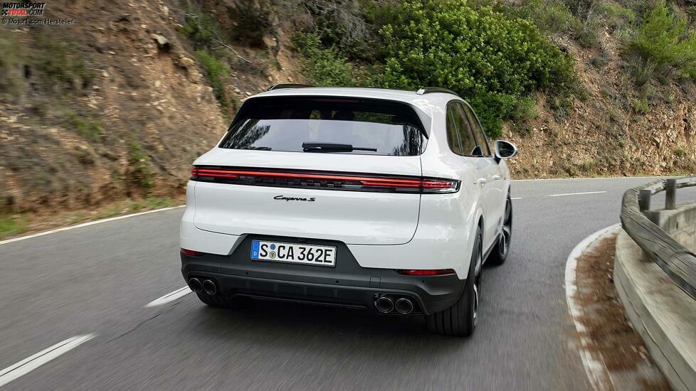 Porsche Cayenne S E-Hybrid (2023)