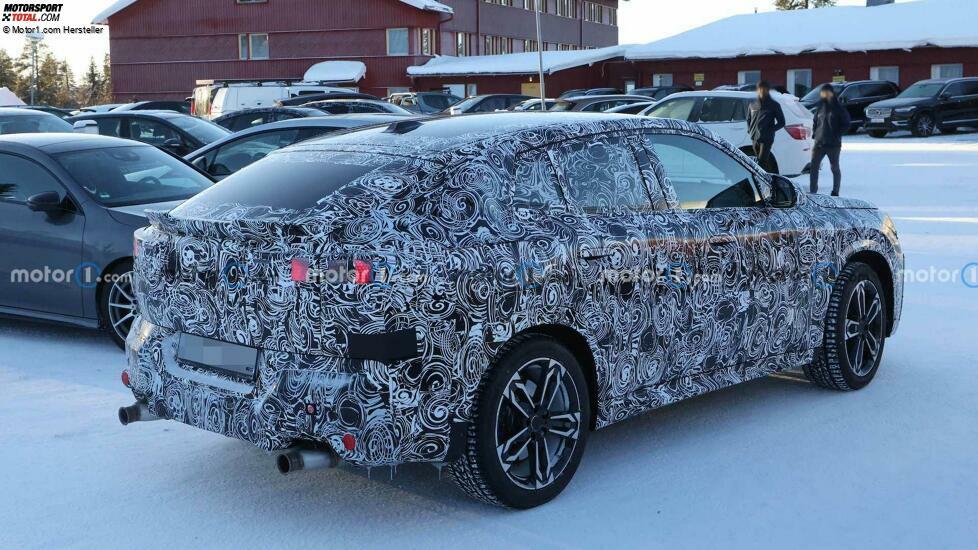 BMW X2 (2024) als Erlkönig (mit Aufnahmen des Innenraums)