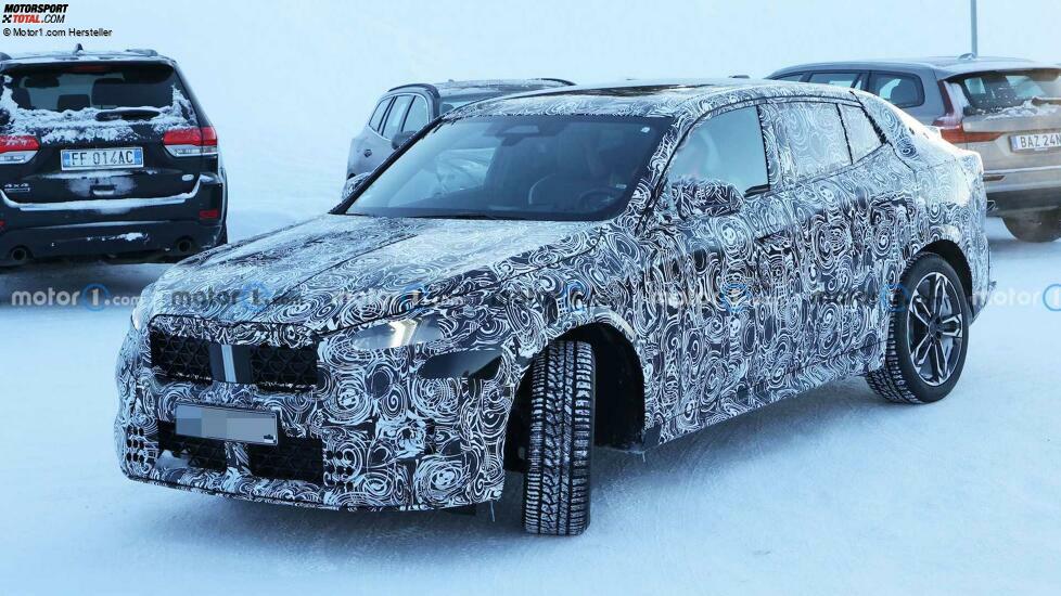 BMW X2 (2024) als Erlkönig (mit Aufnahmen des Innenraums)