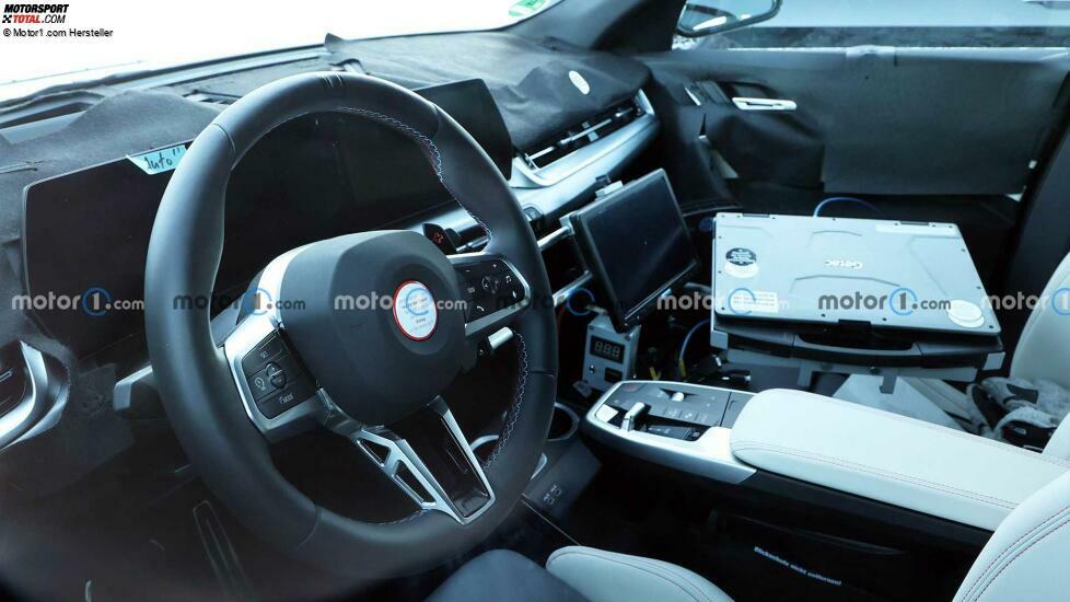 BMW X2 (2024) als Erlkönig (mit Aufnahmen des Innenraums)
