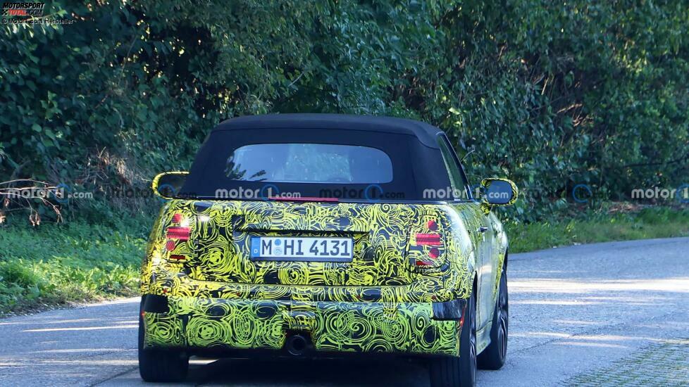 Spionagefoto für Mini Cooper Convertible 2025 mit Rückfahrkamera