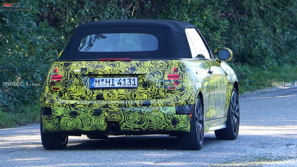 Spionagefoto für Mini Cooper Convertible 2025 mit Rückfahrkamera