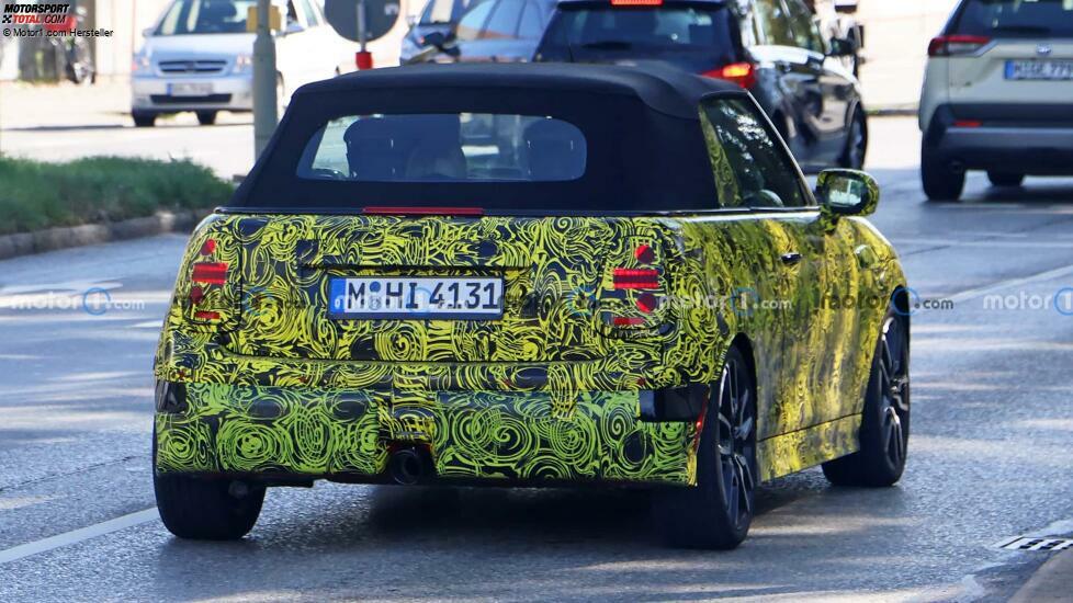 Spionagefoto für Mini Cooper Convertible 2025 mit Rückfahrkamera