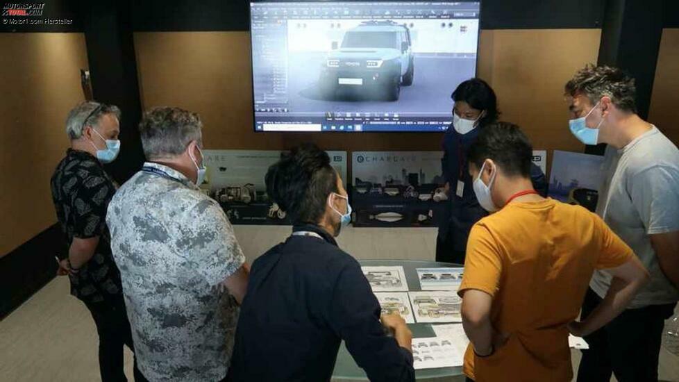 Interne Überprüfung des Toyota Compact Cruiser EV-Designs