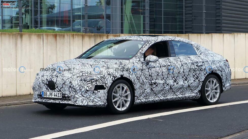 Mercedes CLA auf MMA-Basis als Erlkönig