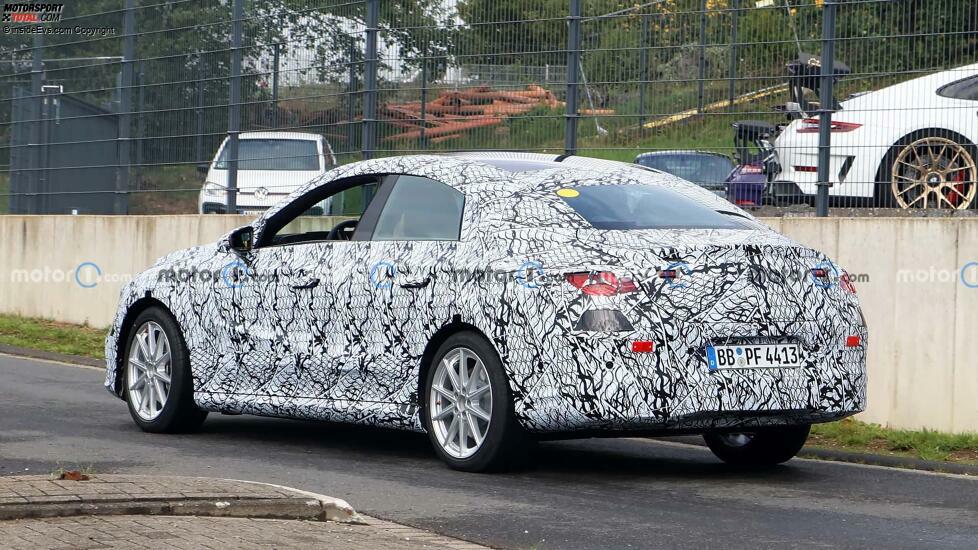 Mercedes CLA auf MMA-Basis als Erlkönig