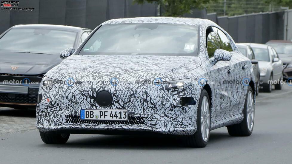Mercedes CLA auf MMA-Basis als Erlkönig