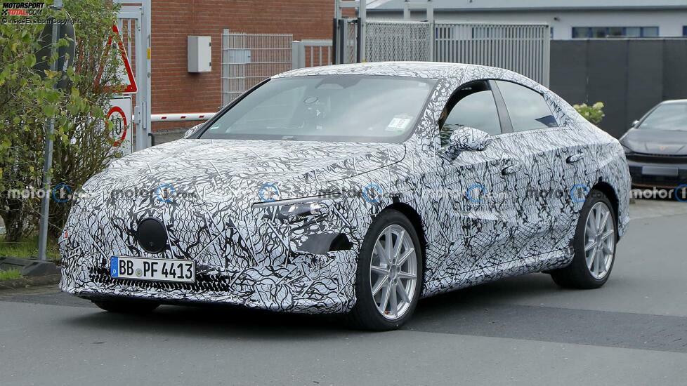 Mercedes CLA auf MMA-Basis als Erlkönig