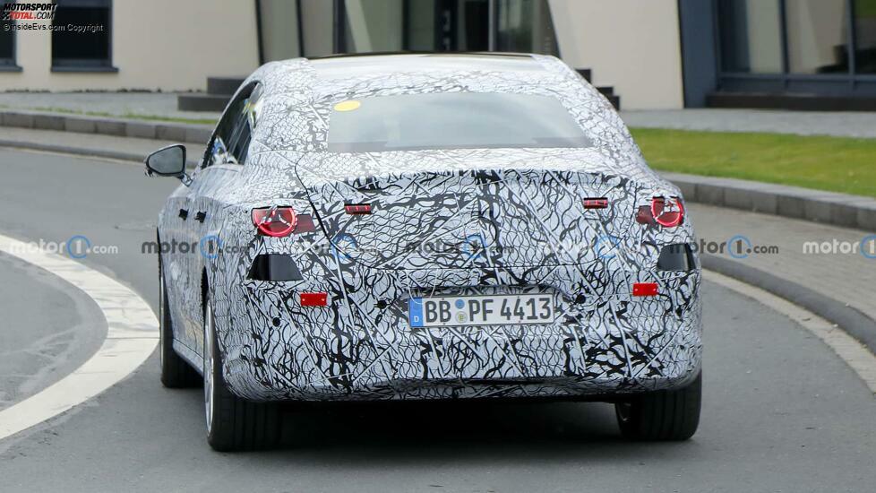 Mercedes CLA auf MMA-Basis als Erlkönig