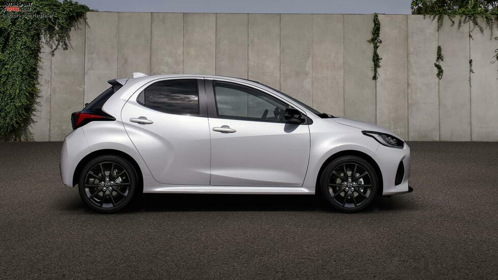 Mazda 2 Hybrid (2024)