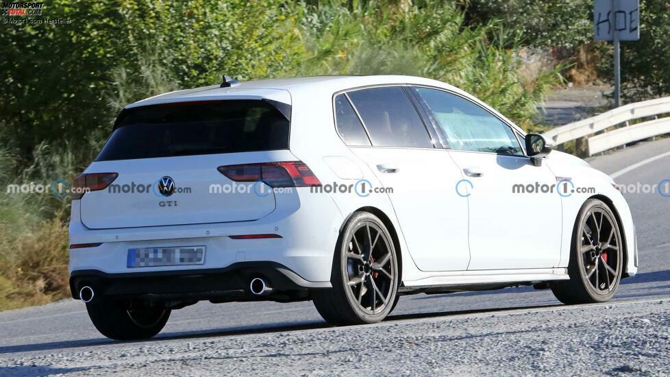 VW Golf GTI Facelift (2024) als Erlkönig
