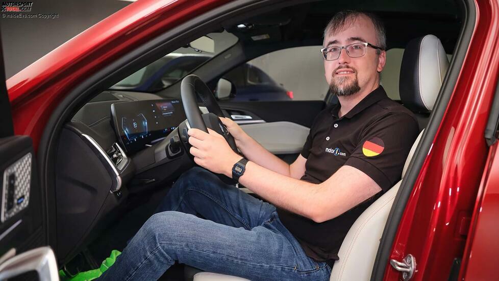 BMW iX2 (2024)