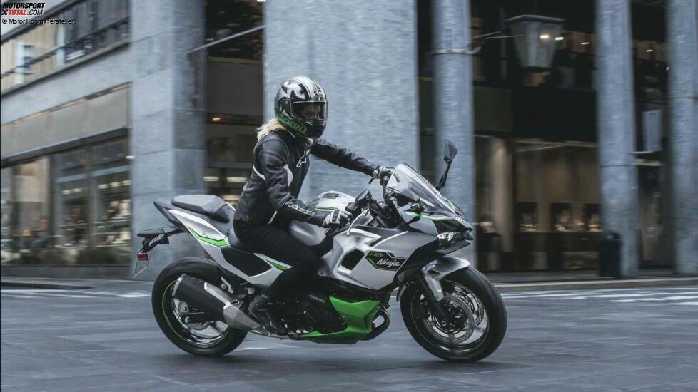 Kawasaki Ninja 7 Hybrid (2024)