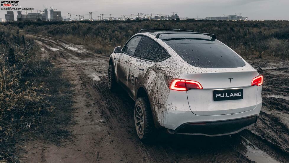 Tesla Model Y mit Pu.Labo Lift Kit
