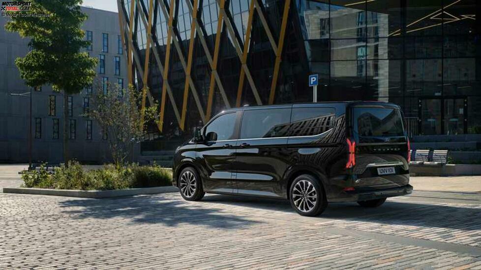 Ford E-Tourneo Custom 2023