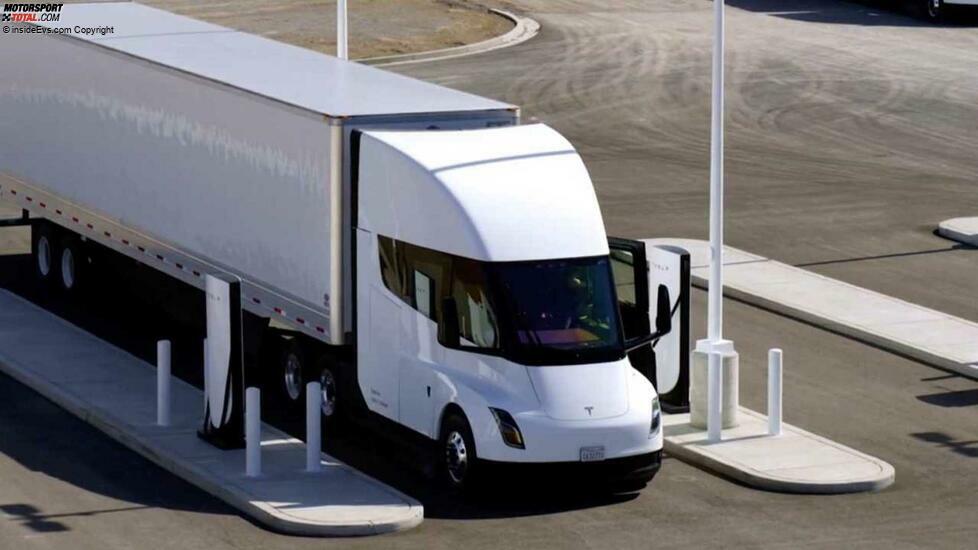Tesla Semi (2023)