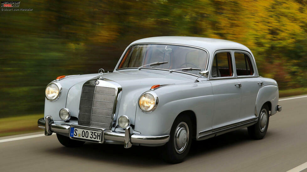 Zeitreise in die Adenauer-Ära: Unterwegs im Mercedes 220 von 1955