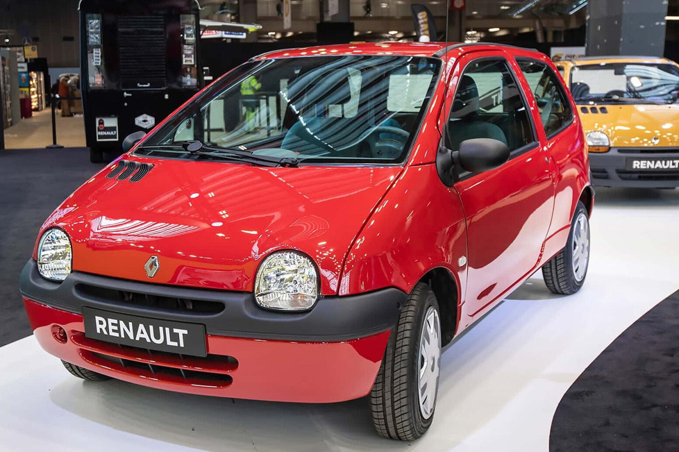 Zwar wurde der erste Renault Twingo schon 1992 präsentiert, doch erst 1993 kam der revolutionäre Kleinwagen auf den Markt: Ein Rückblick
