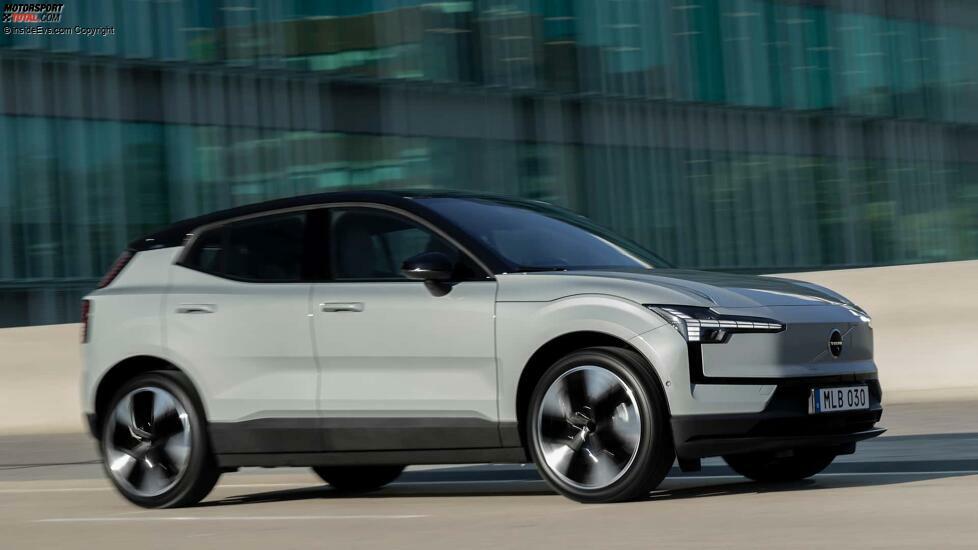 Volvo EX30 (2024)