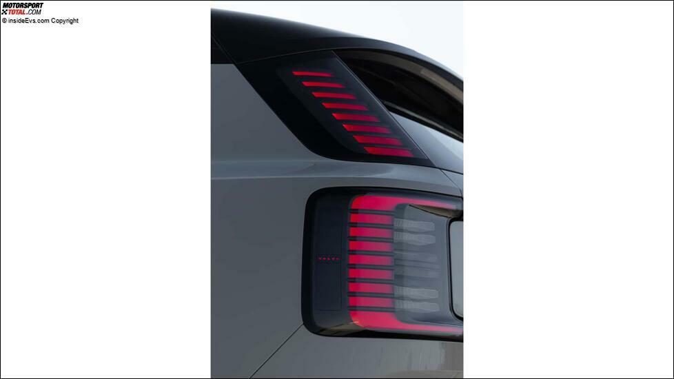 Volvo EX30 (2024)