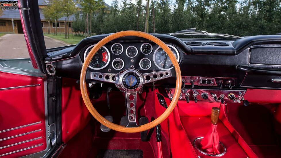 Maserati Mexico by Frua (1968)