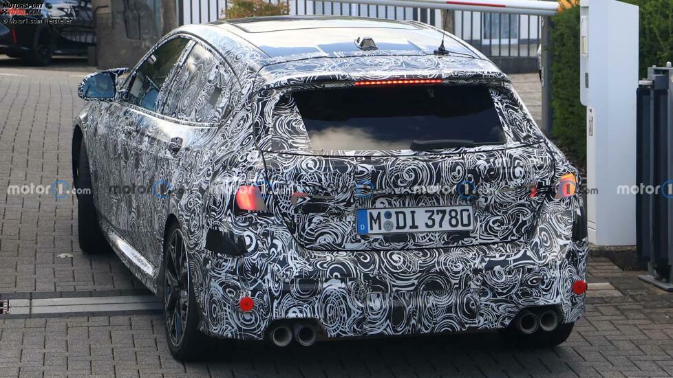 BMW 1er (2024) als M135i-Erlkönig