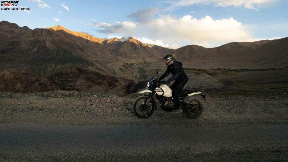 Royal Enfield Himalayan 452 (2024)