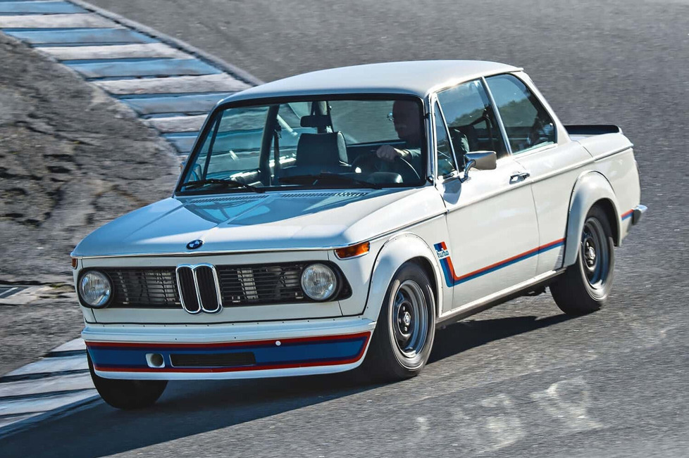 Er war das erste deutsche Serienfahrzeug mit Turbo, aber ein Flop: Vor einem halben Jahrzehnt debütierte der BMW 2002 turbo mitten zur Ölkrise