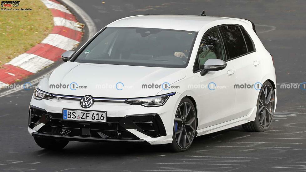 VW Golf R (2024) als Erlkönig