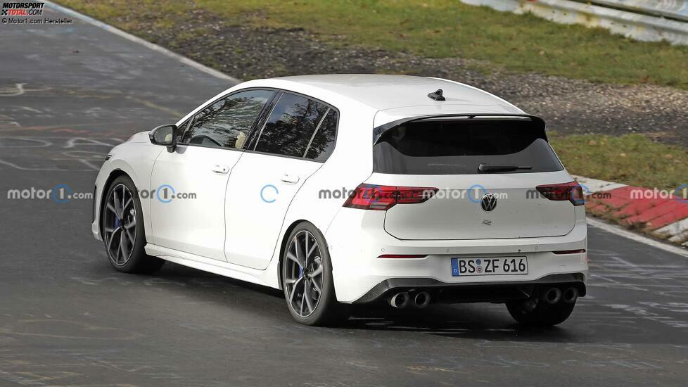 VW Golf R (2024) als Erlkönig
