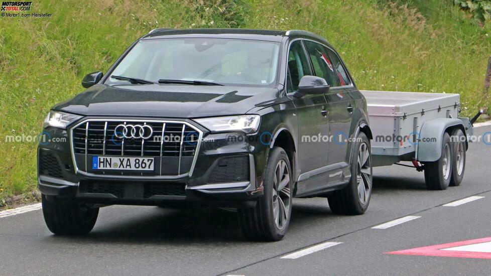 Audi Q7 (2025) als Erlkönig-Versuchsträger erwischt