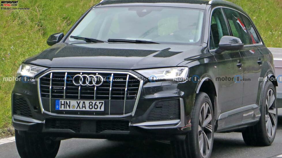 Audi Q7 (2025) als Erlkönig-Versuchsträger erwischt