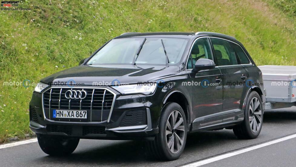 Audi Q7 (2025) als Erlkönig-Versuchsträger erwischt