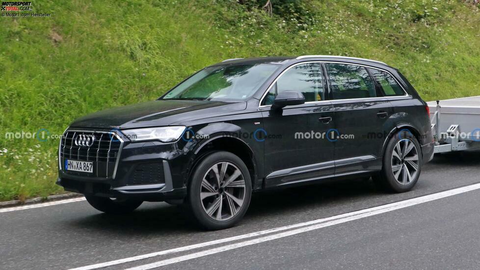 Audi Q7 (2025) als Erlkönig-Versuchsträger erwischt
