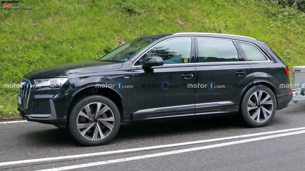 Audi Q7 (2025) als Erlkönig-Versuchsträger erwischt