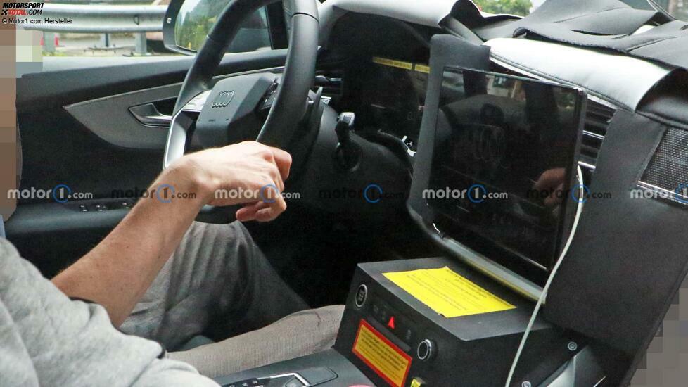 Audi Q7 (2025) als Erlkönig-Versuchsträger erwischt