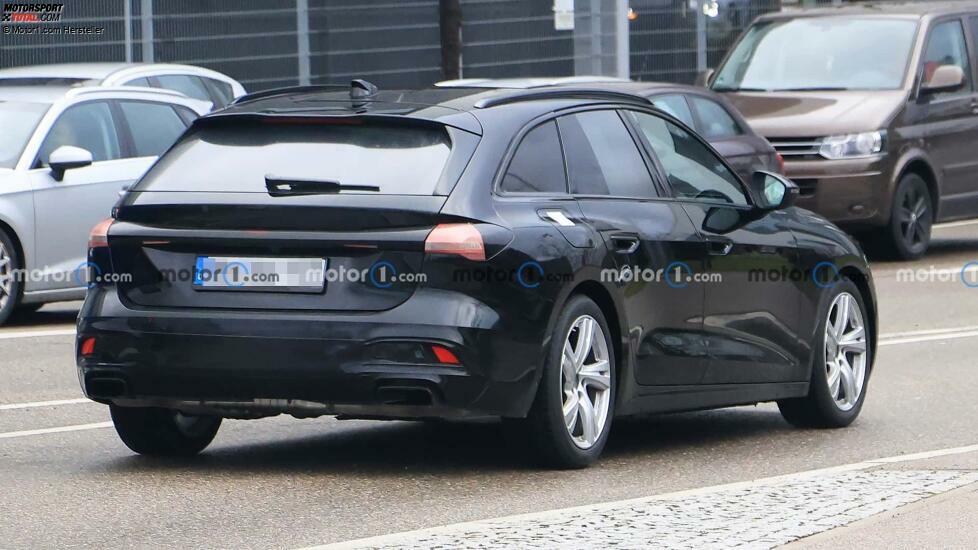 Audi A5 Avant (2024) mit weniger Tarnung